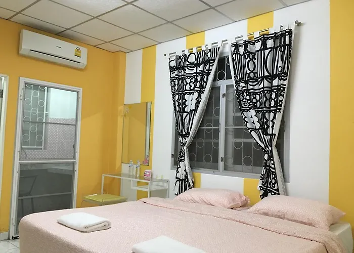 Park Avenue@huamark Hostel Bangkok