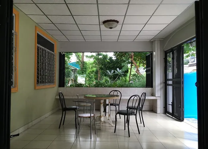 Hostel Park Avenue@huamark Bangkok