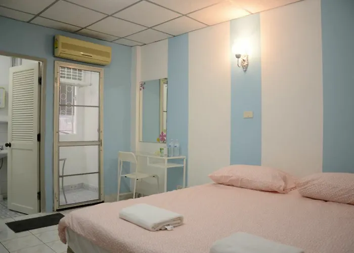 Park Avenue@huamark Hostel Bangkok